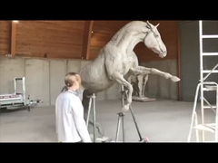 tác phẩm điêu khắc bằng đồng